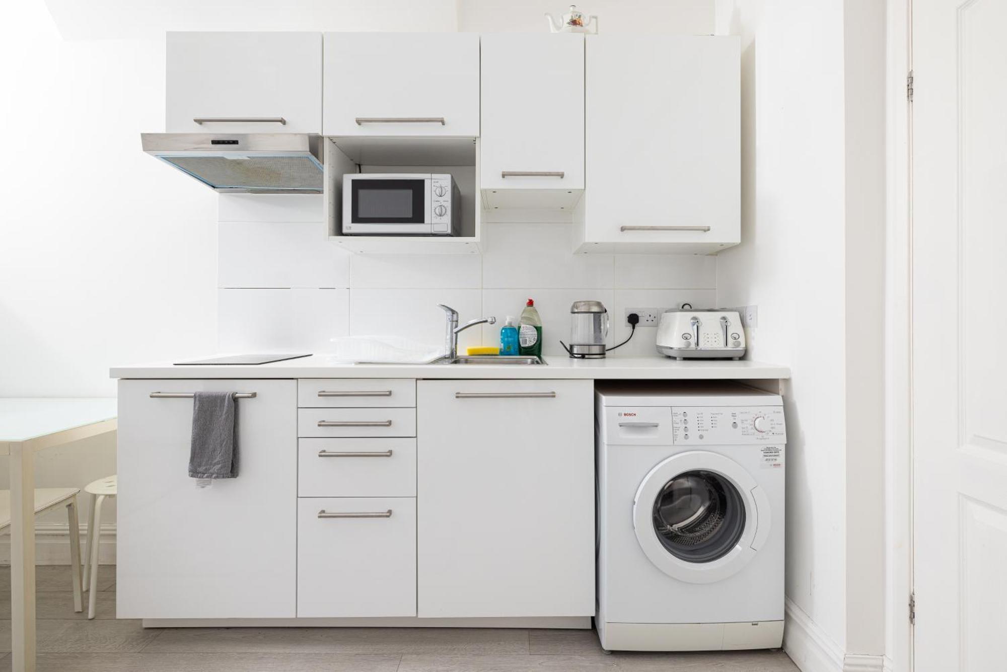 Bright Studio On Golders Green Road Londra Exterior foto